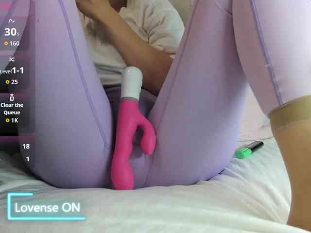 MiaSweety webcam
