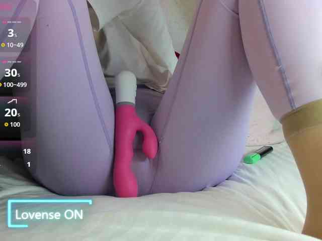 MiaSweety webcam