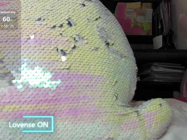 MiaSweety webcam
