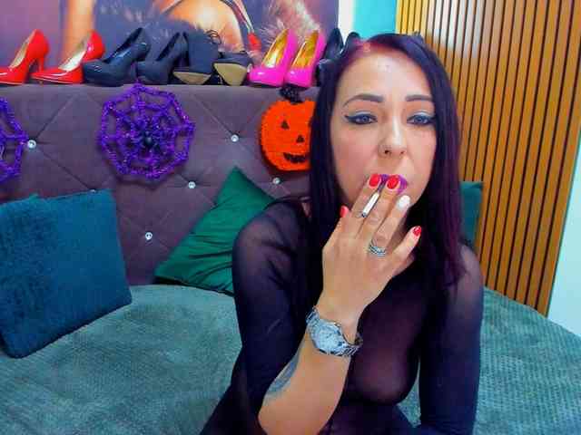 LauraSinFull webcam