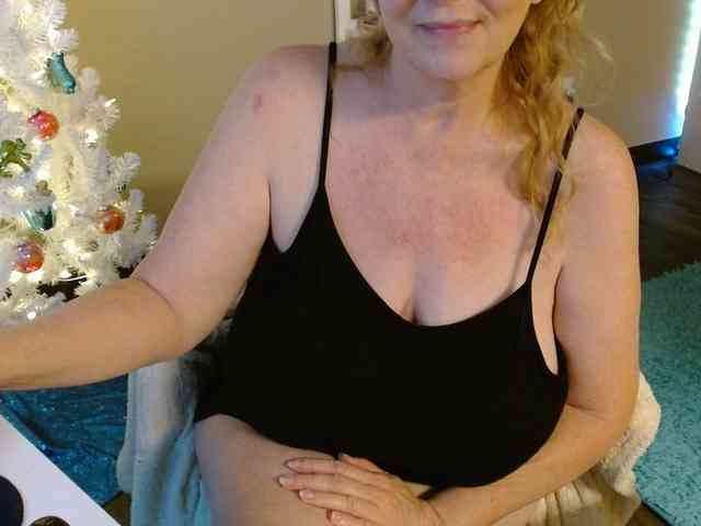 Kallie-Kiss webcam
