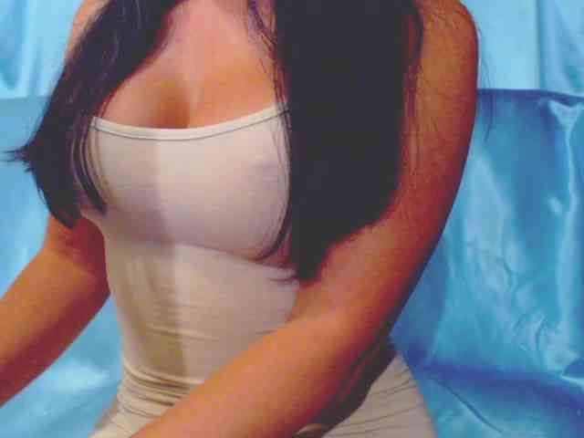 Ms_Mia webcam