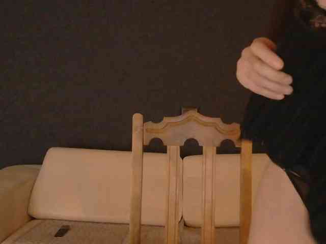 WhiteQueen888 webcam