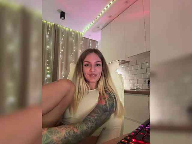 EnlivenLuv webcam