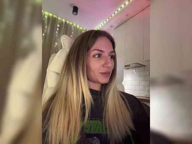 EnlivenLuv webcam
