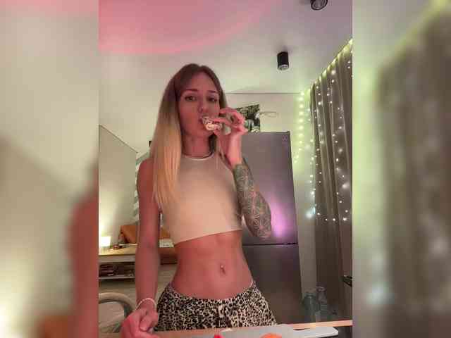 EnlivenLuv webcam
