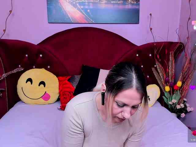 Sensualass77 webcam