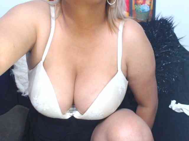 TrishaX webcam