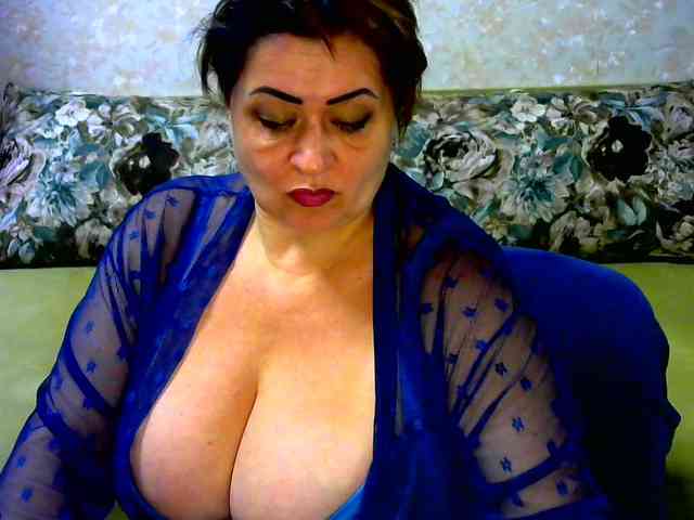 hugenipple webcam