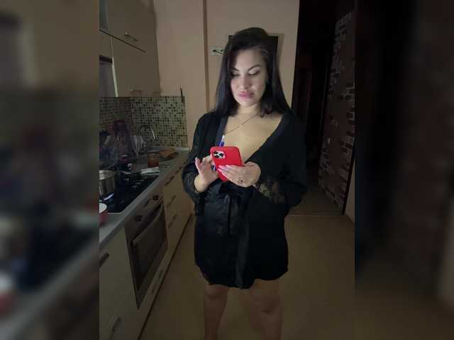 Vai a chattare su SPOKUSNYTSIA SPOKUSNYTSIA