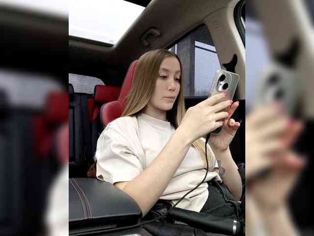 Svetlana____ webcam