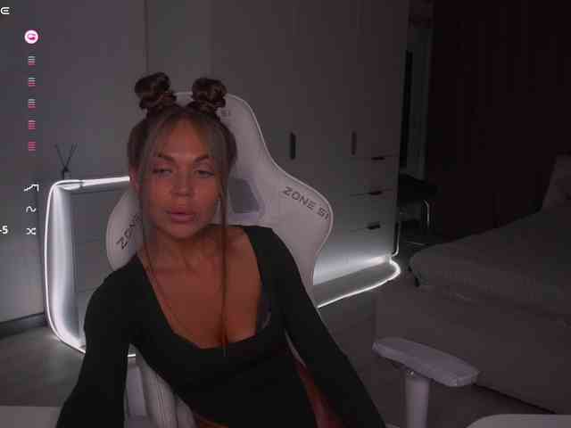 Evelina_fox webcam