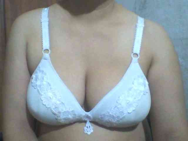 indiagirl50 webcam
