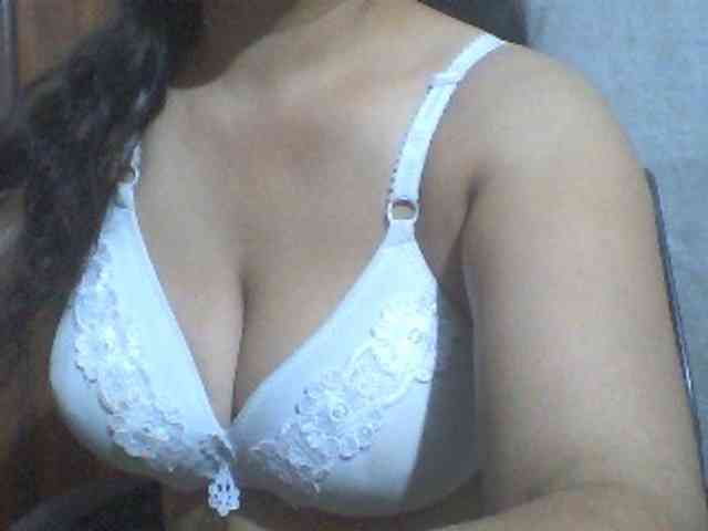 indiagirl50 webcam