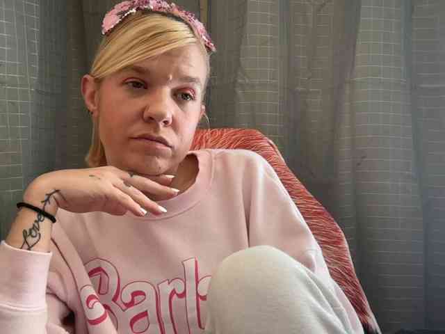 AmericnBarbie webcam