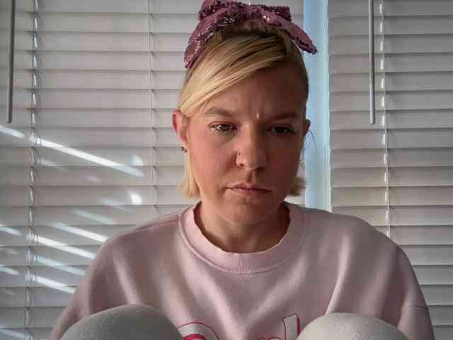 AmericnBarbie webcam