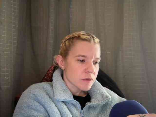 AmericnBarbie webcam