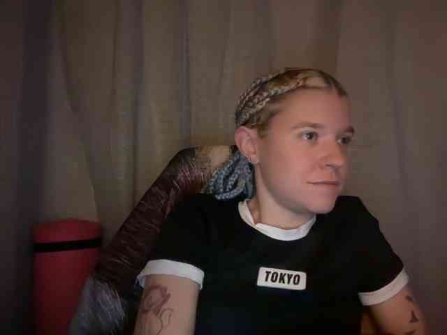 AmericnBarbie webcam