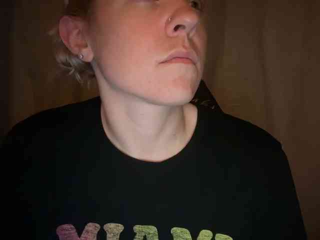 AmericnBarbie webcam