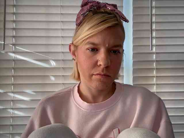 AmericnBarbie webcam