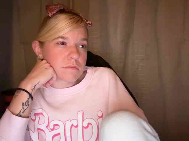 AmericnBarbie webcam