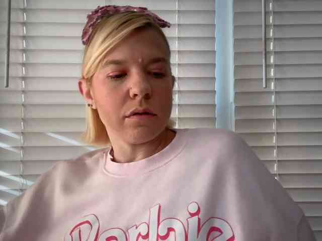 AmericnBarbie webcam