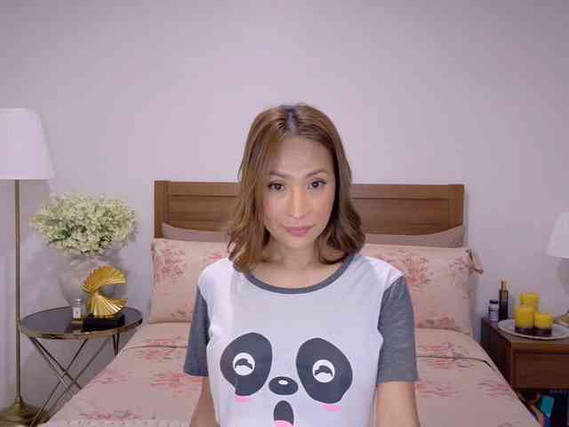 ClassyElegant webcam