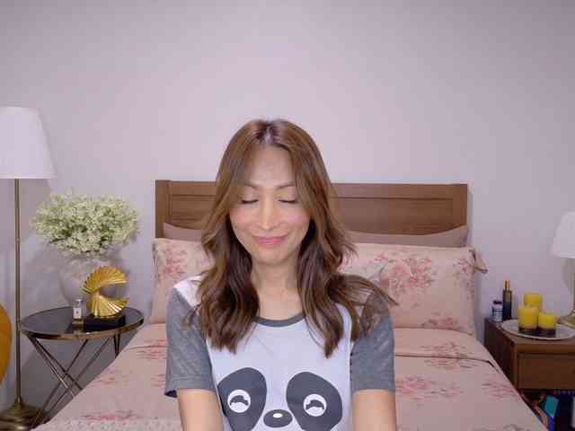 ClassyElegant webcam