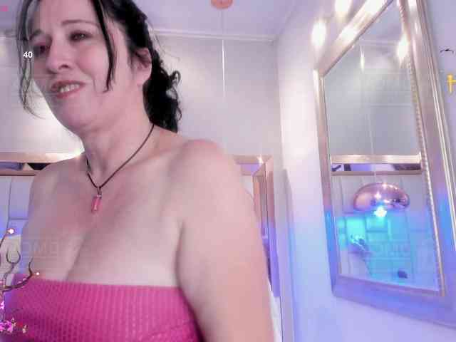 Lady-Hellen webcam