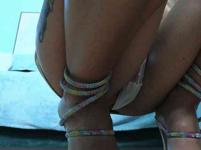 HoneyGirl5 webcam