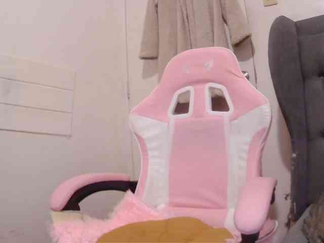 xxCamsGirl25xx webcam