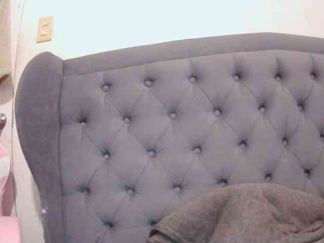 xxCamsGirl25xx webcam