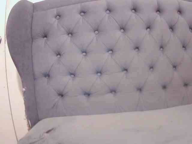 LivesAdrianne webcam