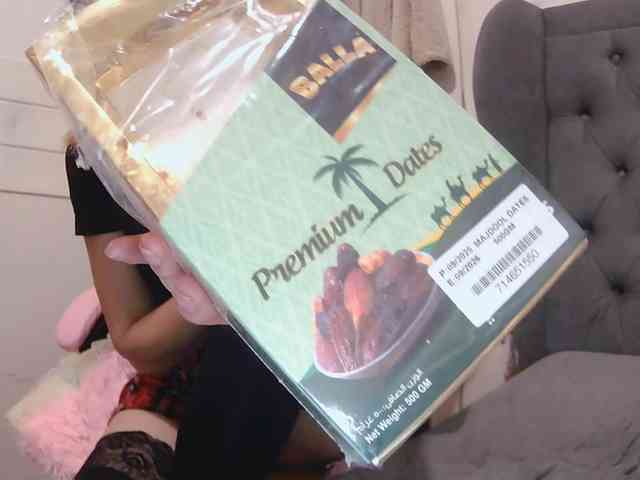 LivesAdrianne webcam