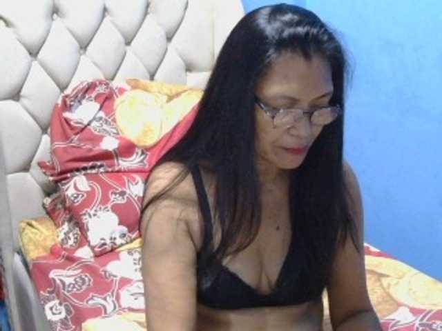 hOtGranny4u Live Cam on BongaCams