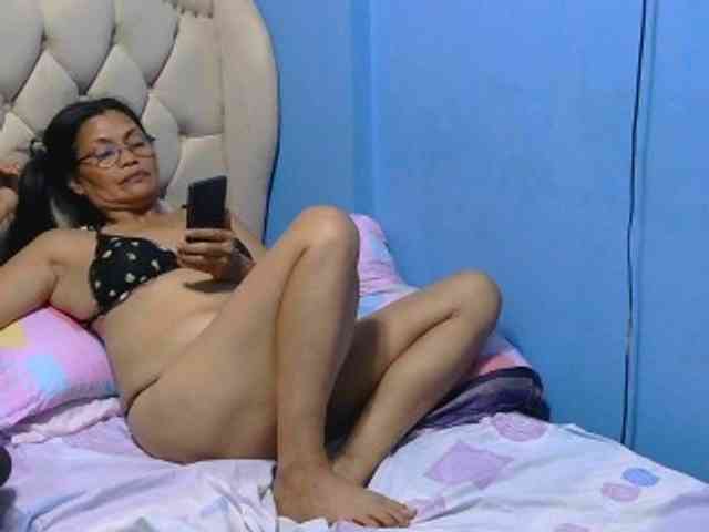 hOtGranny4u webcam