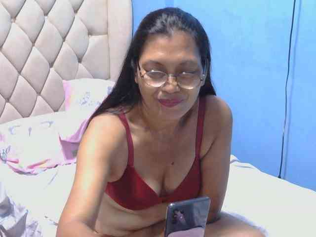 hOtGranny4u webcam