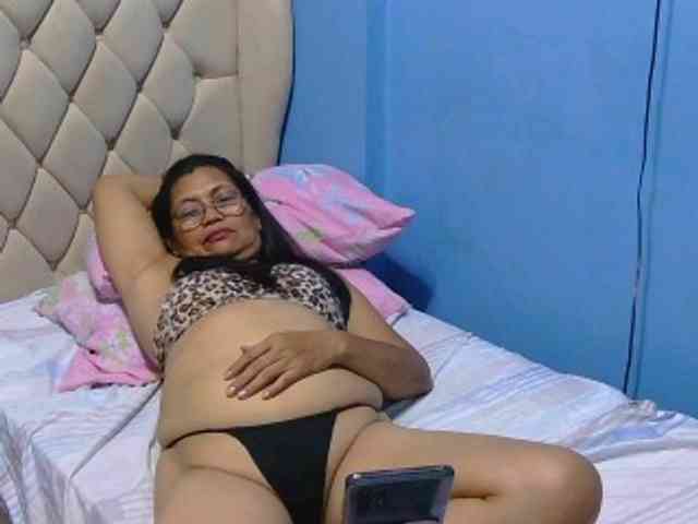 hOtGranny4u webcam