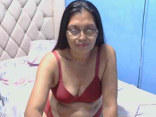 hOtGranny4u webcam