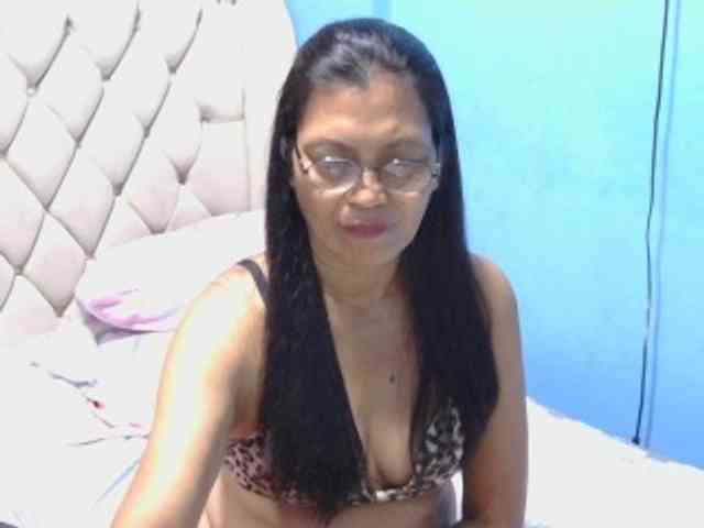 hOtGranny4u webcam