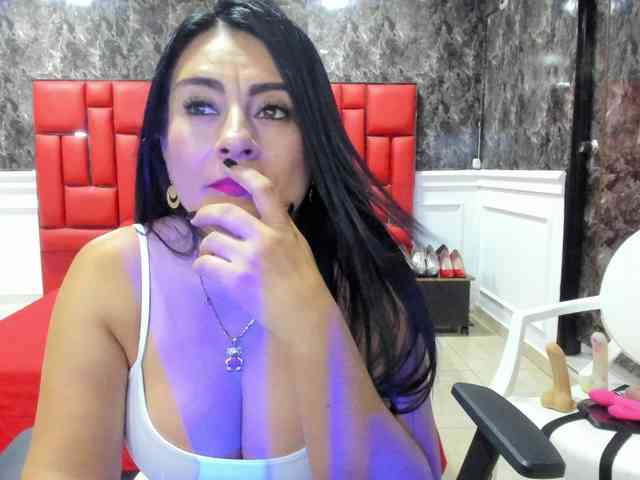 Ladyxmilf webcam