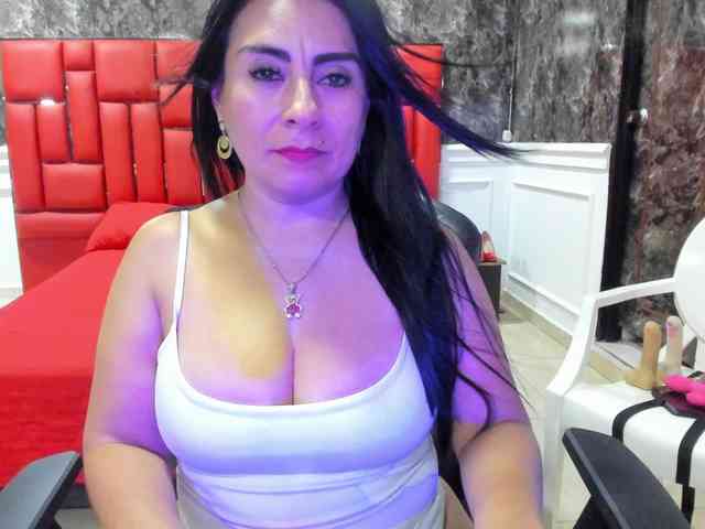 Ladyxmilf webcam
