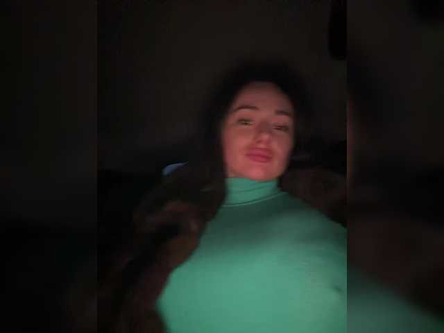 Entrez le videochat erotique avec le
modèle Dikiy_Angel Dikiy_Angel