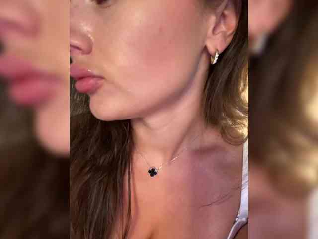 Dikiy_Angel webcam