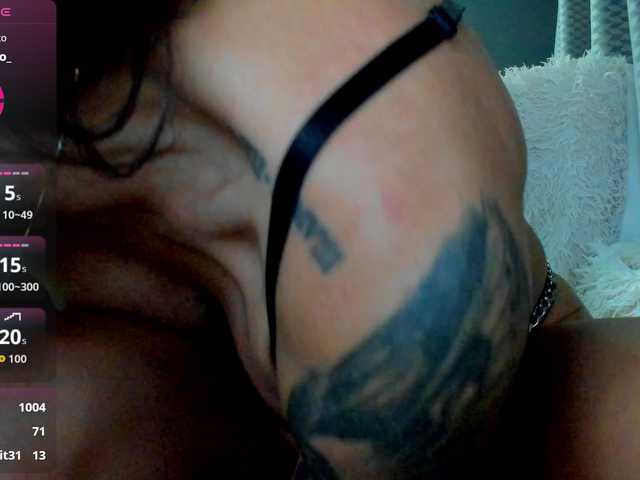 Accedi alla chat con il nickname LovellyEmma LovellyEmma