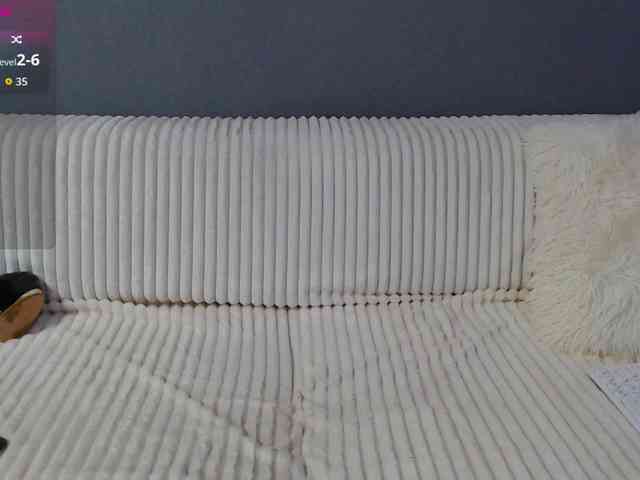 Icehotangel webcam