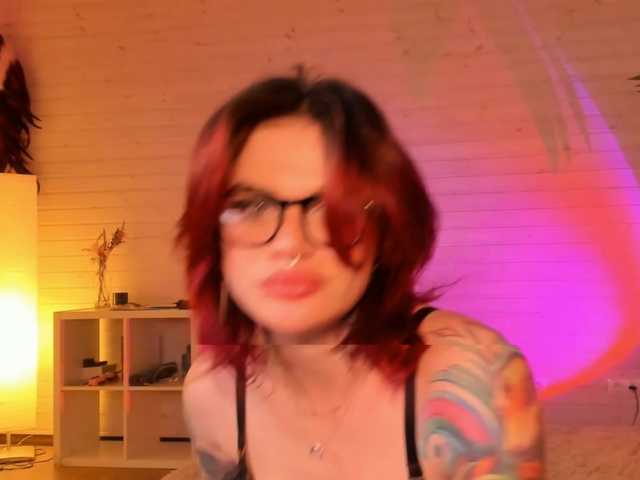 Entrez le videochat erotique avec le
modèle virtual_lady virtual_lady