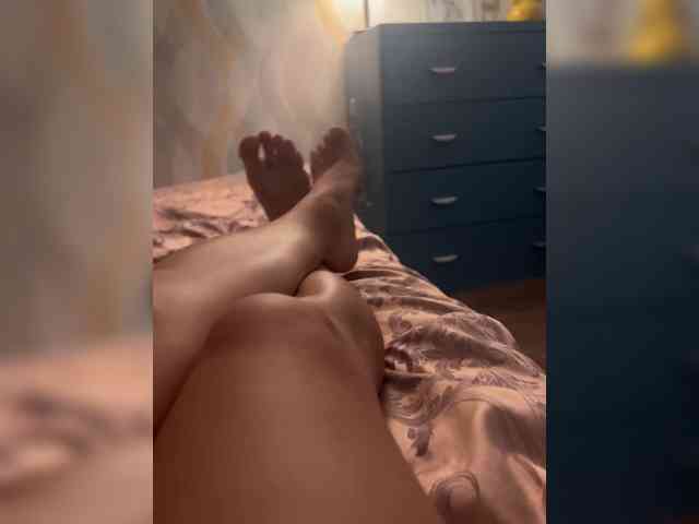 MissMotivated webcam