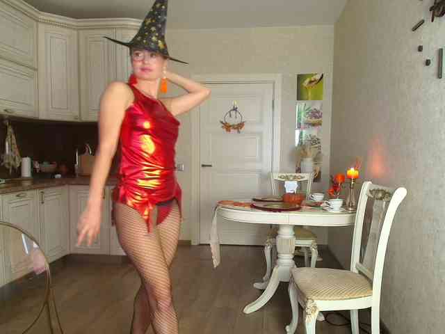 MissMotivated webcam