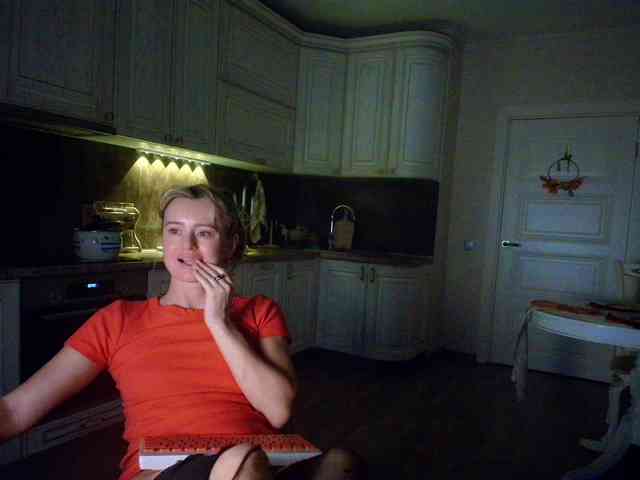 MissMotivated webcam